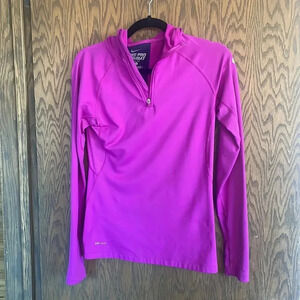 Magenta Nike 1/4 Zip Hooded Shirt S‎